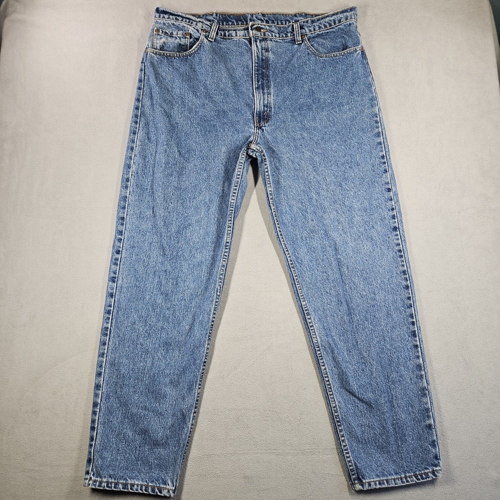Vintage Levis 550 Jeans Mens 42x30 (fits 39x30) Relaxed Fit Tapered Leg Made USA